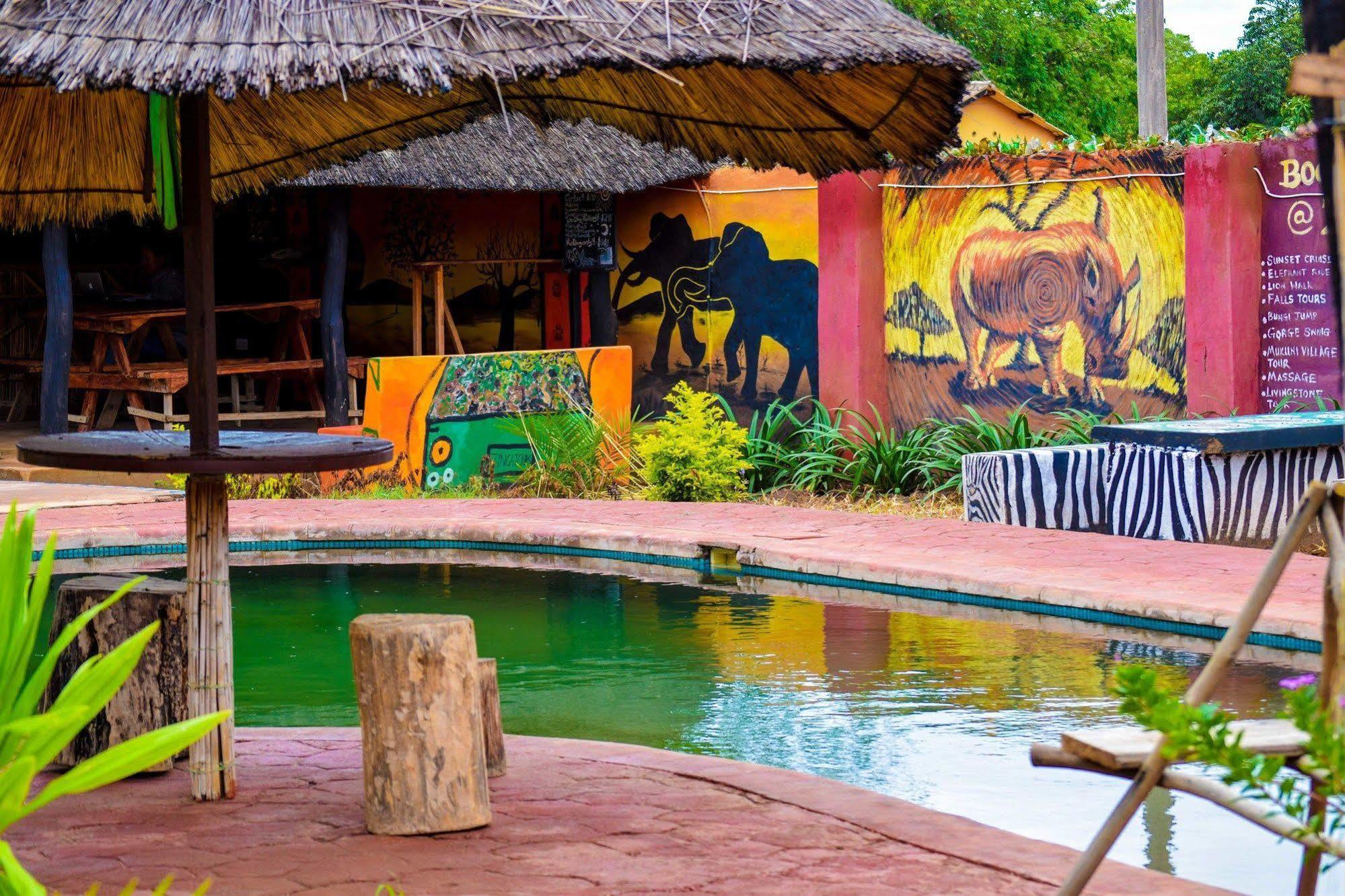 Zinga Backpackers Hotel Livingstone Exterior photo